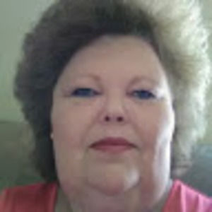 Meet your Posher, Lowanda